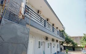 OYO 1176 J3 Residence Syariah